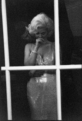 MARILYN DEAD 