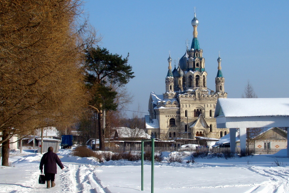 Храм Кукобой Ярославской области зимой