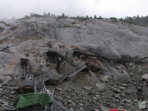 i-905.jpg