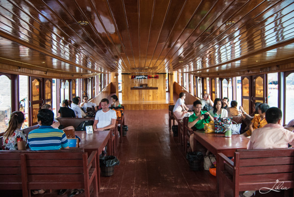 Koh Rong Samloem: Party Boat, средняя палуба