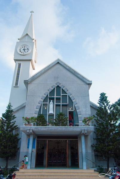Нячанг: еще католический собор