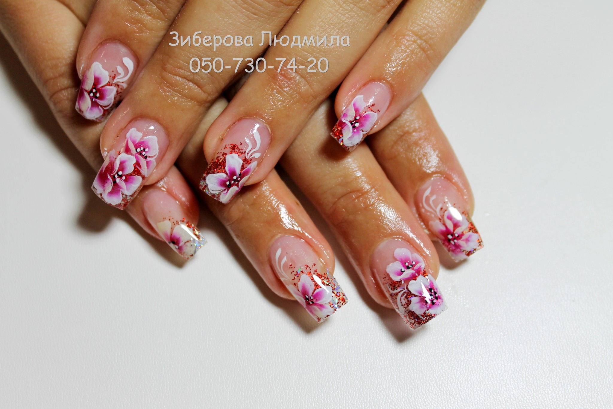 Ногти френч с цветами Сакуры