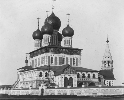 Воскресенский собор Борисоглебского монастыря в начале XX века