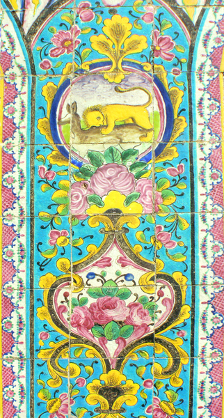 Из серии «Персидские узоры». Мозаика на стене Веранды мраморного трона в Голестане.