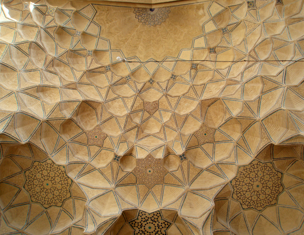 Из серии «Персидские узоры». Один из куполов мечети Джаме (Пятничной).
