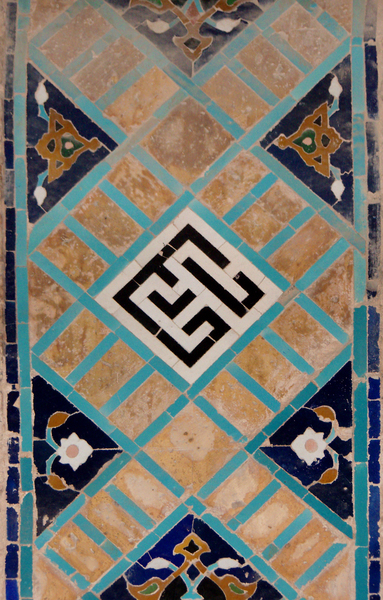 Из серии «Персидские узоры». Мозаика на стене мечети Имама (Шаха).
