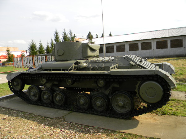 Английский пехотный танк MARK III "Валентайн VI"