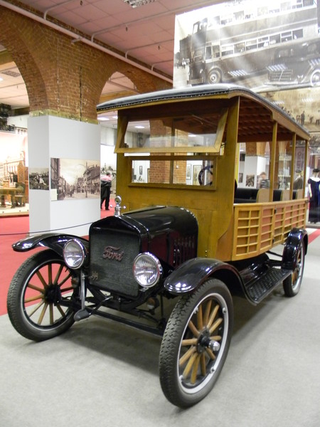 Автомобиль Ford T (санитарный). Музей Москвы