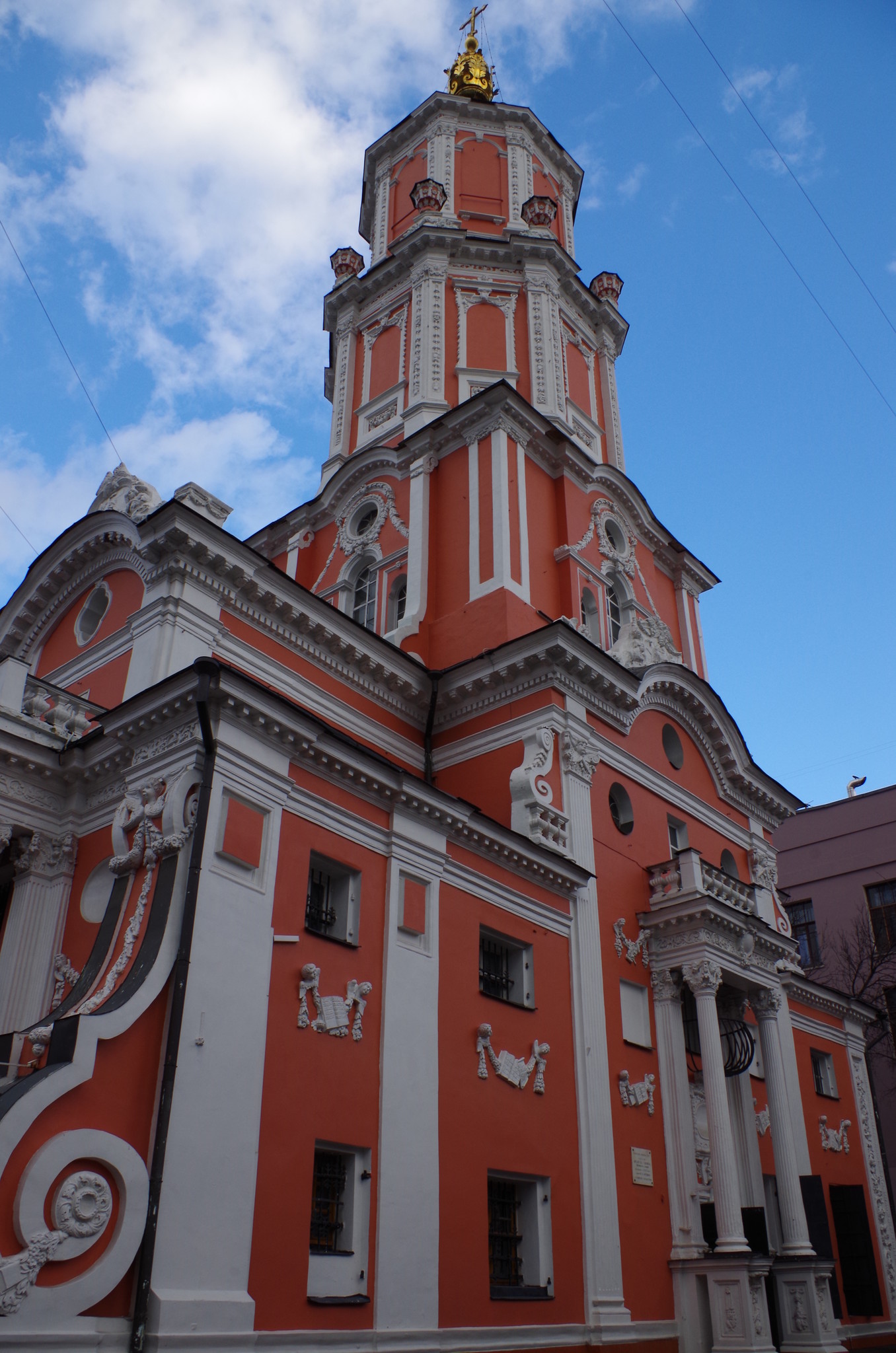 Храм Архангела Гавриила (Меншикова башня)