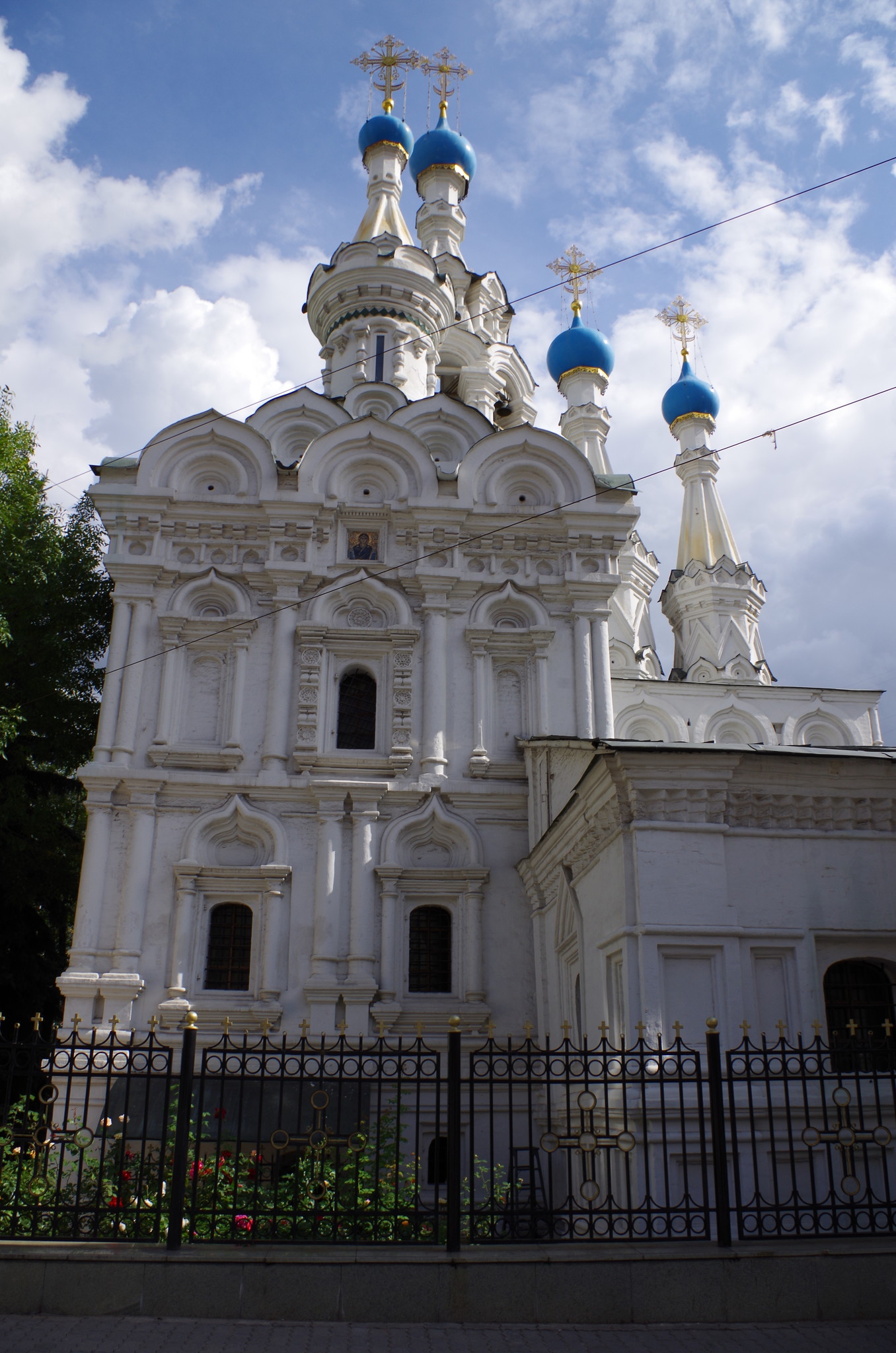 Храм Рождества Богородицы в Путинках