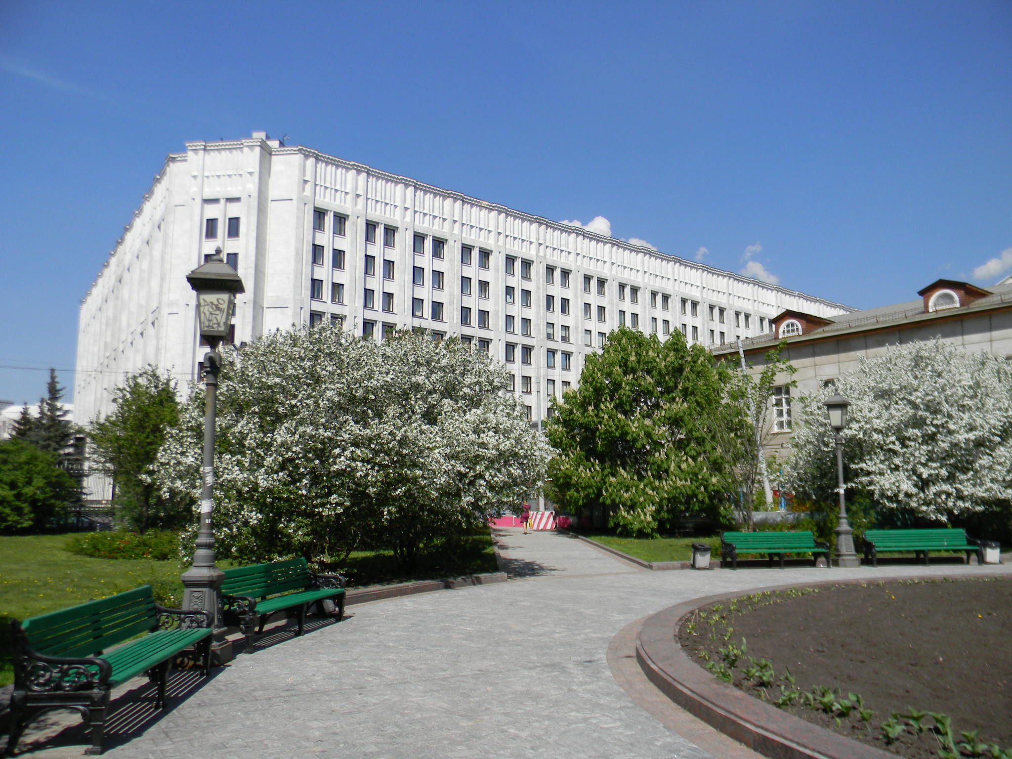 улица Знаменка, дом 14, строение 1