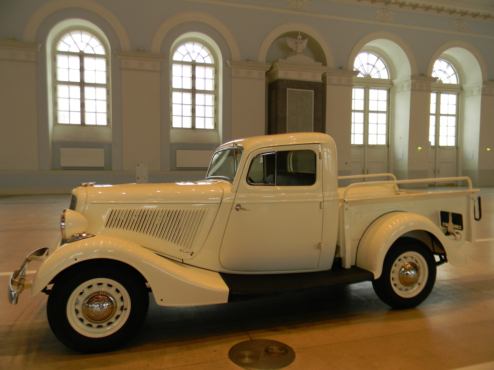 Автомобиль ГАЗ-М-415