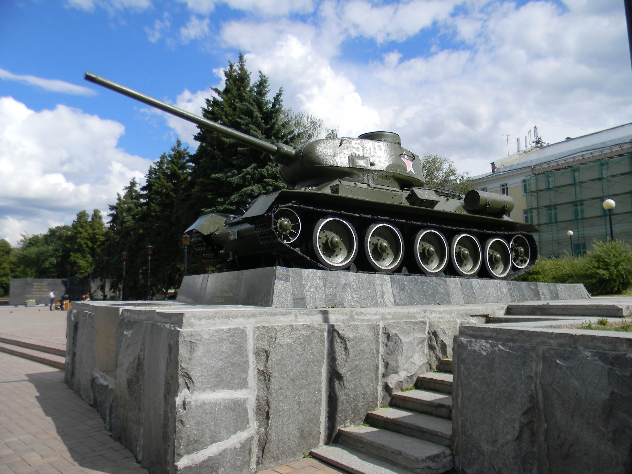 Танк Т-34 один из первых освобождал город Вену