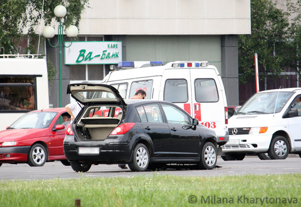 В Бресте легковушка врезалась в машину скорой помощи. фото