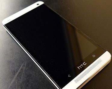 Поклонники HTC из России ждут HTC One