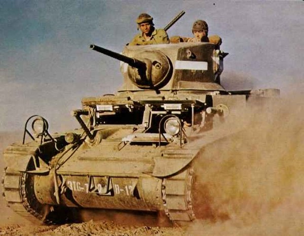 Фото Американский легкий танк М3 "Стюарт". Северная Африка, 1943